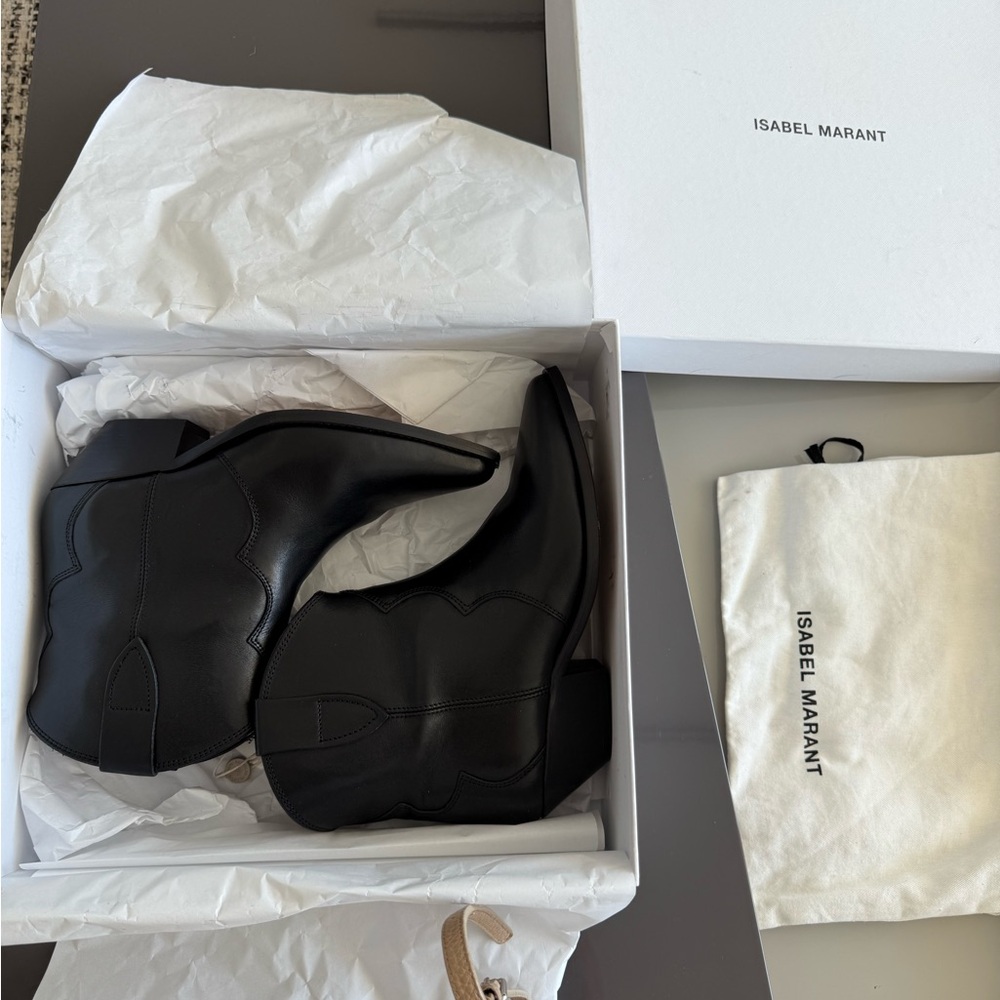 Black Leather Women  Boots size 38